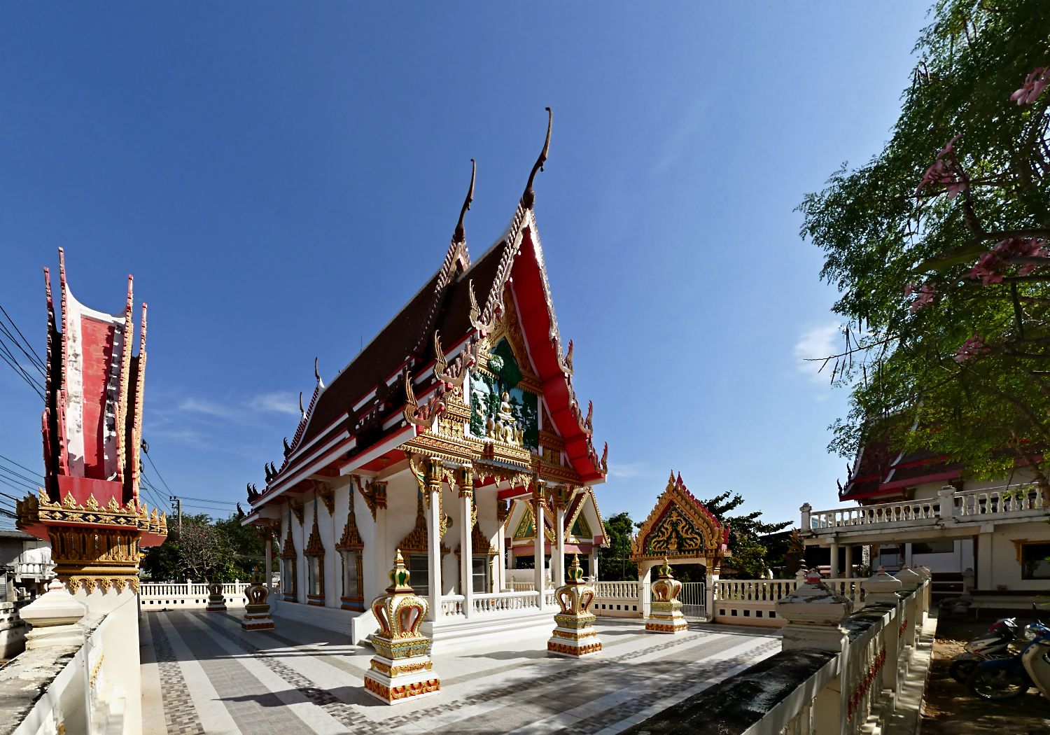 Koh Larn gallery frame 1